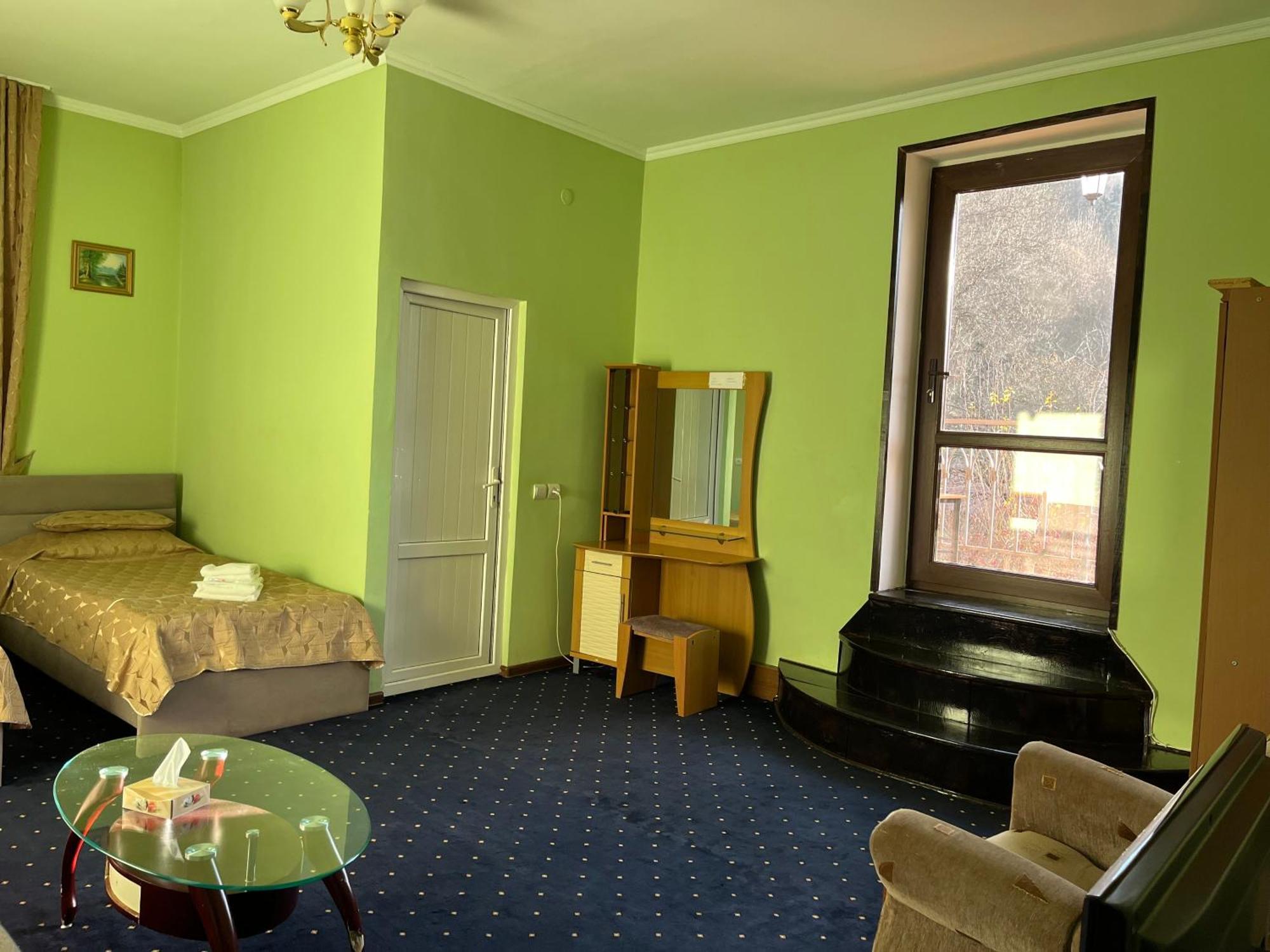 Greenwood Hotel 딜리잔 외부 사진