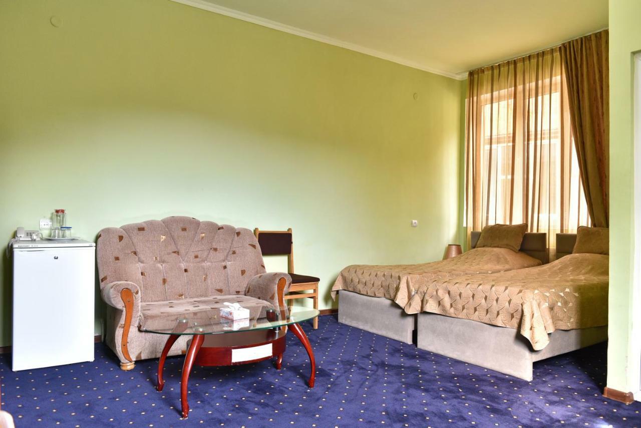 Greenwood Hotel 딜리잔 외부 사진