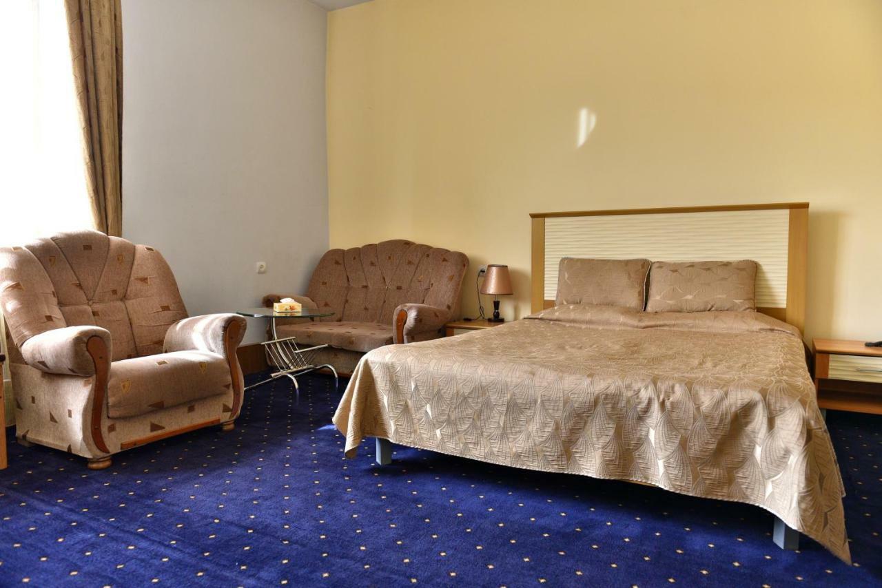 Greenwood Hotel 딜리잔 외부 사진