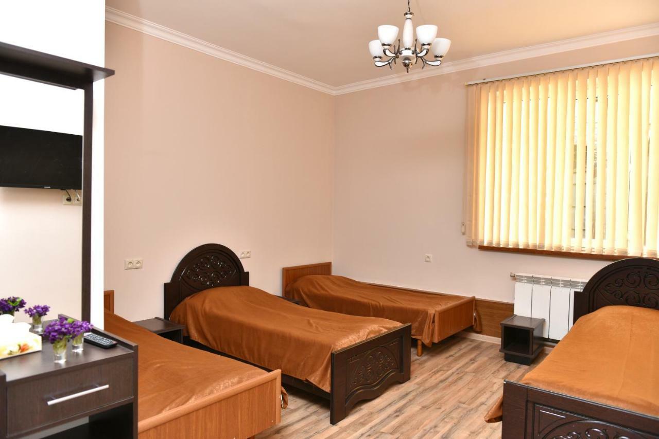 Greenwood Hotel 딜리잔 외부 사진