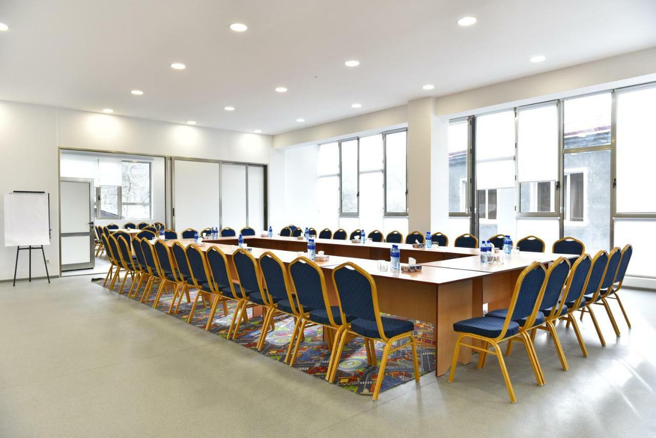 Greenwood Hotel 딜리잔 외부 사진